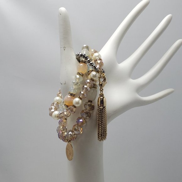 ALI KHAN glass beaded bracelet with rhinestone & pearl with tassel and gift box - Picture 2 of 7